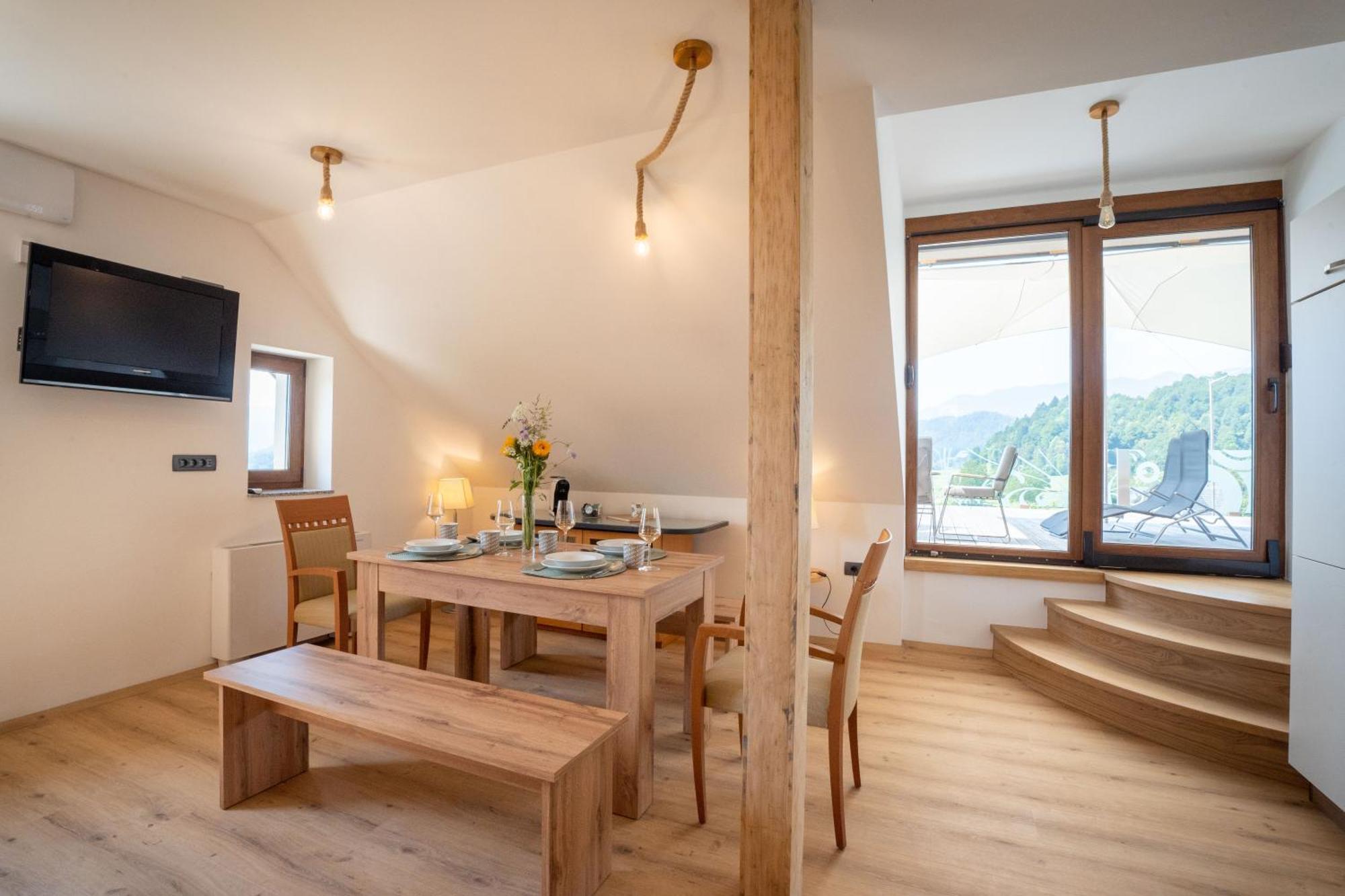Aparthotel Hom At Vintgar Zgornje Gorje Δωμάτιο φωτογραφία