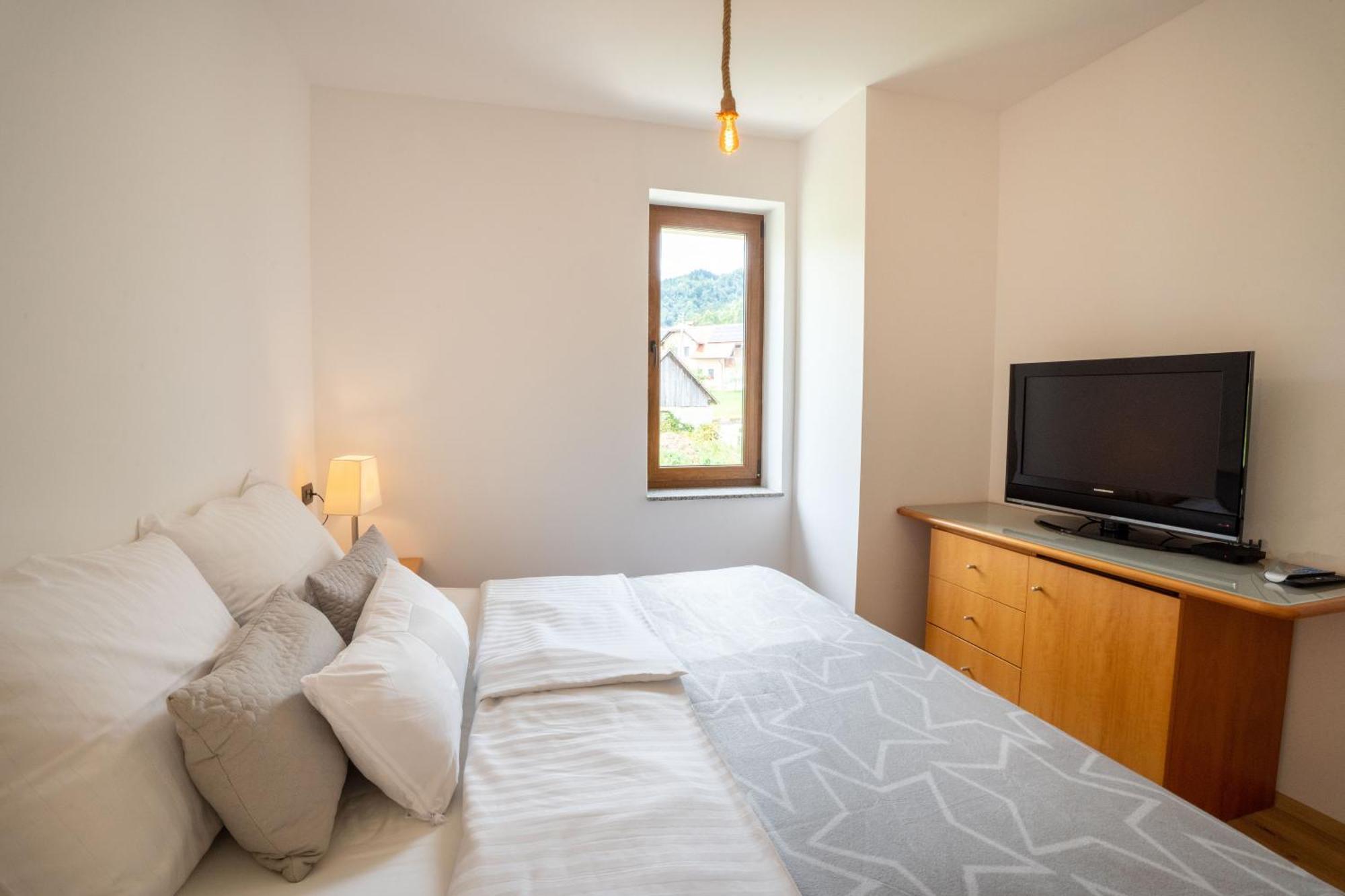 Aparthotel Hom At Vintgar Zgornje Gorje Δωμάτιο φωτογραφία